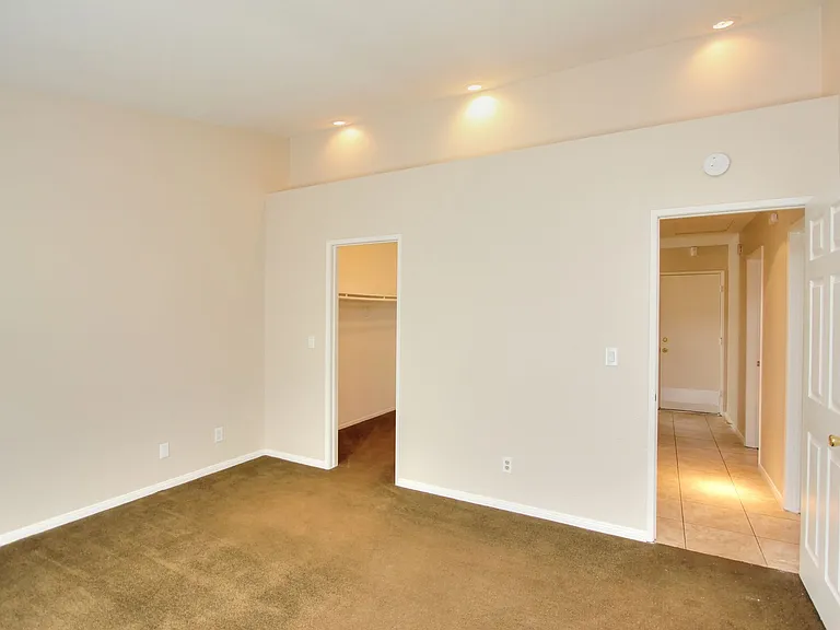 15721 Laguna Ave — Photo 10