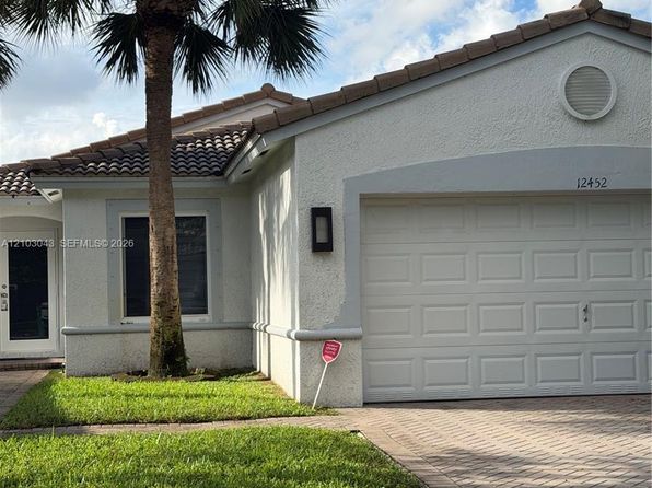 12452 SW 45th Dr