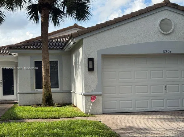 12452 SW 45th Dr, Hollywood, FL 33027