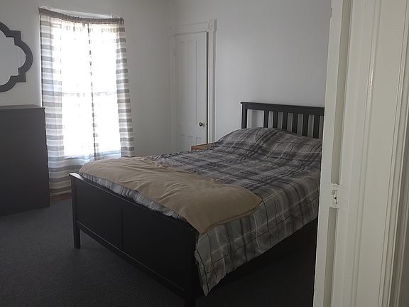 4th image of 34 2nd Ave #2