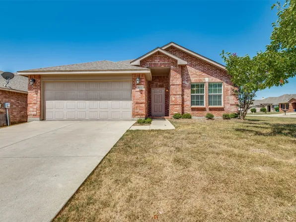 9033 Navigation Dr, Fort Worth, TX 76179