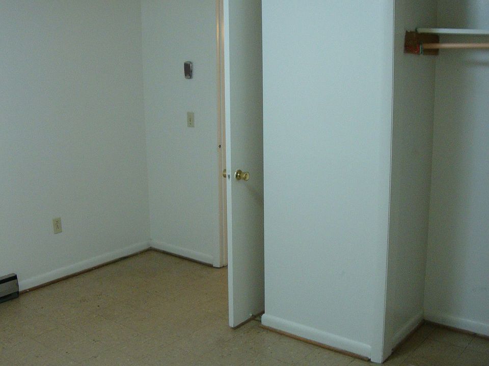 1st image of 610-642 Lee St #46