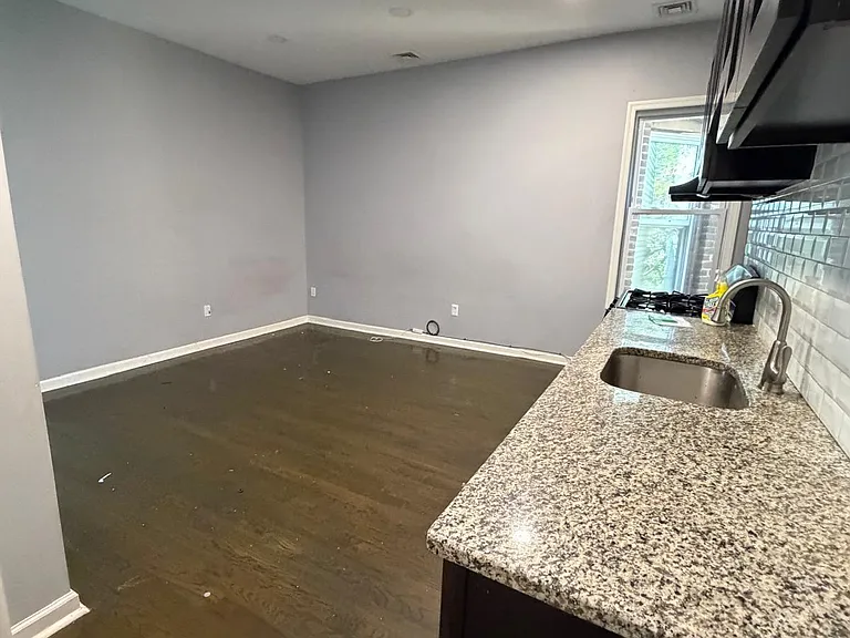 502 Springfield Ave — Photo 7