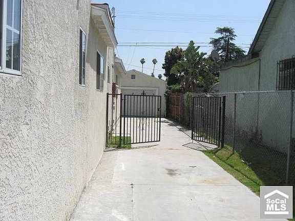 4th image of 4420 6th Ave