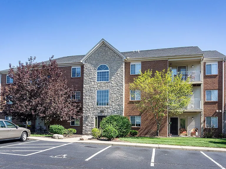 Grandview Summit Apartments — Photo 19