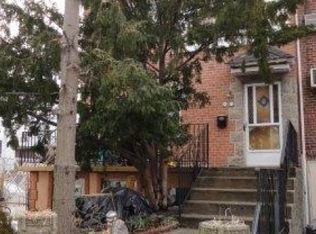 2013 29th St, Astoria, NY 11105