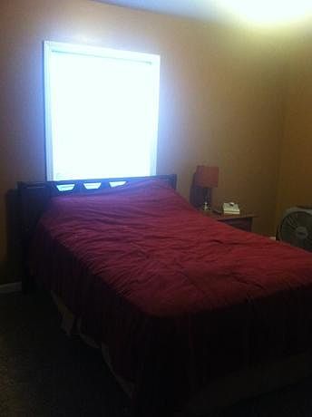 1st image of 409 Mimosa Ln
