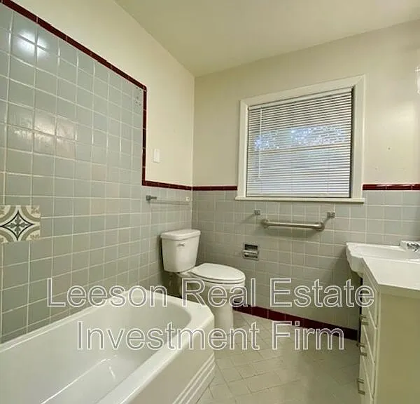 208 Bruce Ave — Photo 14