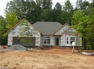 7553 Dubach Rd, Summerfield, NC 27358