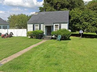 717 Boyd St, Chase City, VA 23924