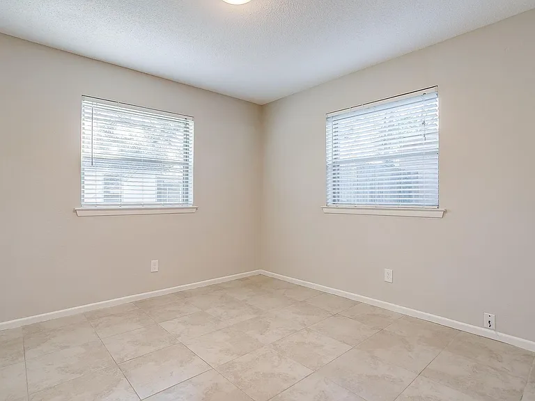 1812 Winchester Way — Photo 10