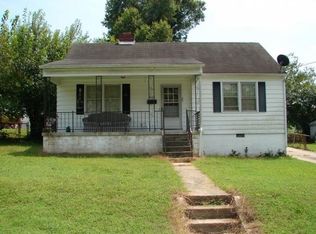 1423 Beech Dr, Burlington, NC 27217