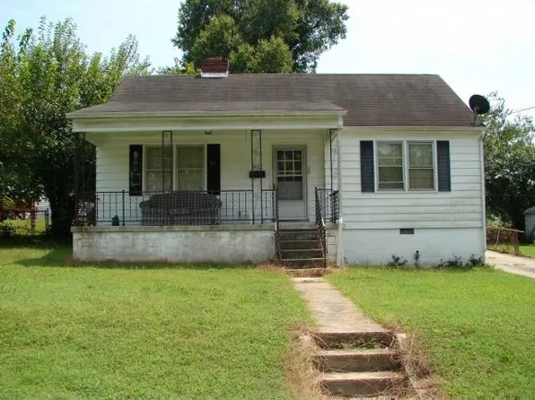 1423 Beech Dr, Burlington, NC 27217