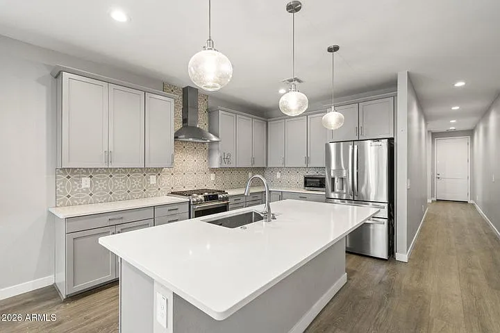 10768 W Kinderman Dr — Photo 15