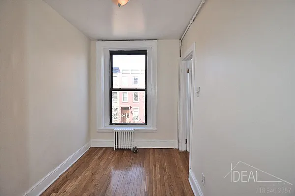 Rented by Ideal Properties Group | media 4