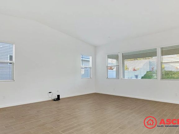 4th image of 14202 Barbon Beck Ave