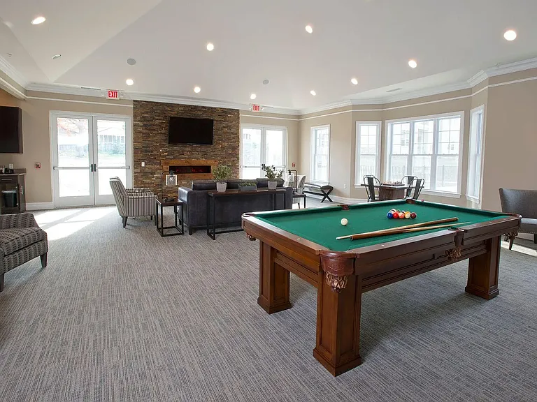 Summit Terrace Luxury Apartments — Photo 10