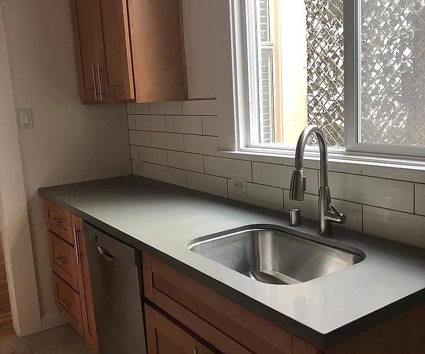 1st image of 505 Church St APT 4