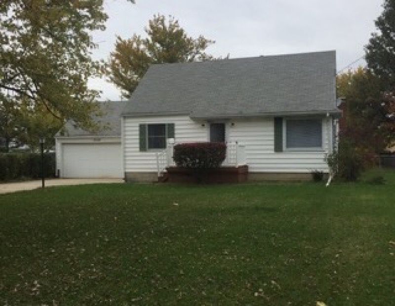 1st image of 5558 Barklay St