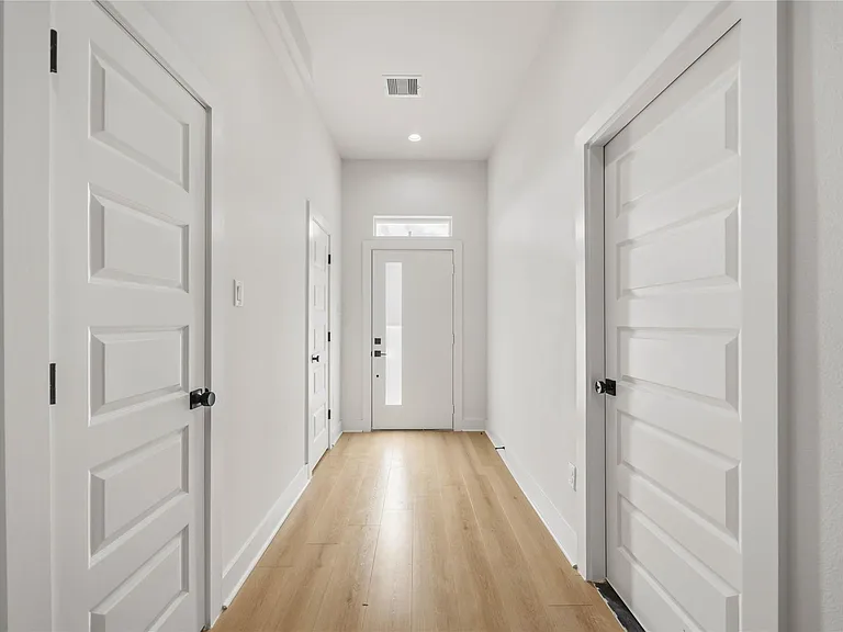 8210 Lawler St #A — Photo 2