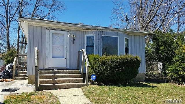 1st image of 10 Oakley Ave