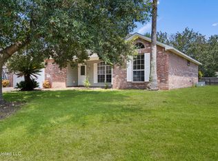 3265 Stonegate Cir, Gautier, MS 39553