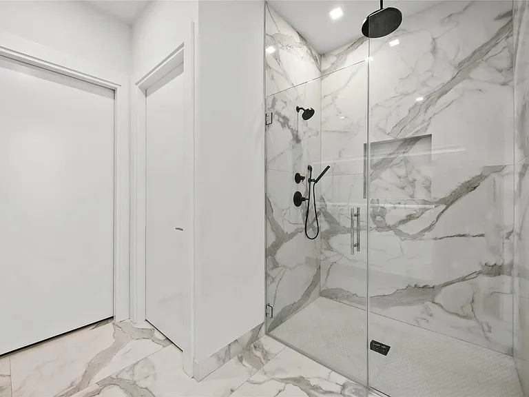 1711 Allen Pkwy #1907 — Photo 13