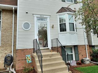 8509 Enochs Dr, Lorton, VA 22079