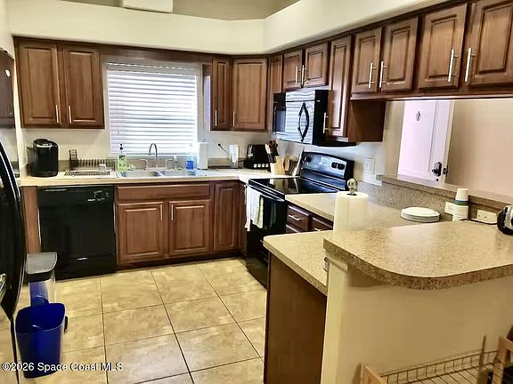 4th image of 2097 Hidden Grove Ln #102