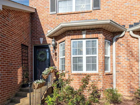 1007 Cashmere Dr, Thompsons Station, TN 37179