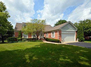 176 Blair Ln, Palatine, IL 60067