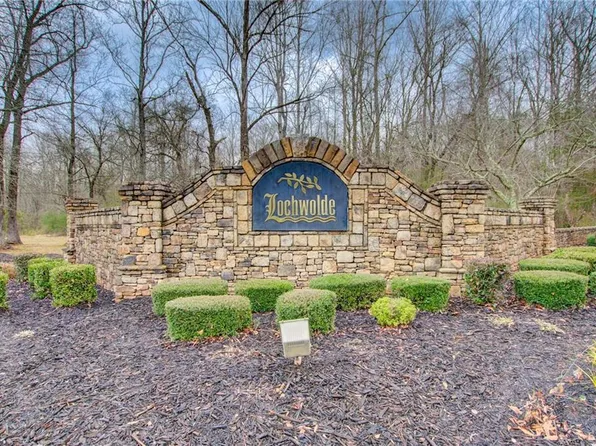 135 Inverleigh Row, Covington, GA 30014