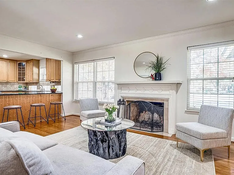 5730 Forest Ln — Photo 5