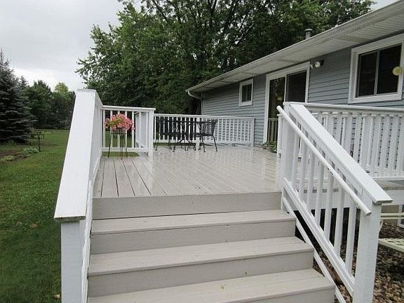 4th image of 2170 Parkdale Ct