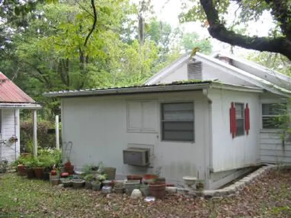 708 SW 2nd St, Trenton, FL 32693