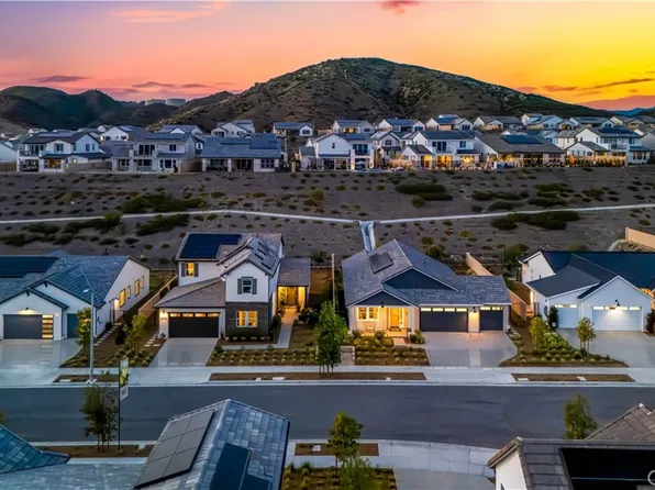 30146 Crestline Ct, Castaic, CA 91384