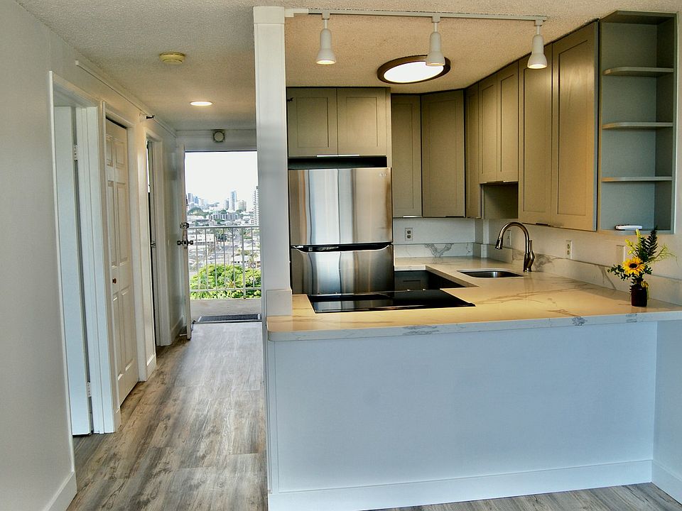 Newly Remodeled Kitchen