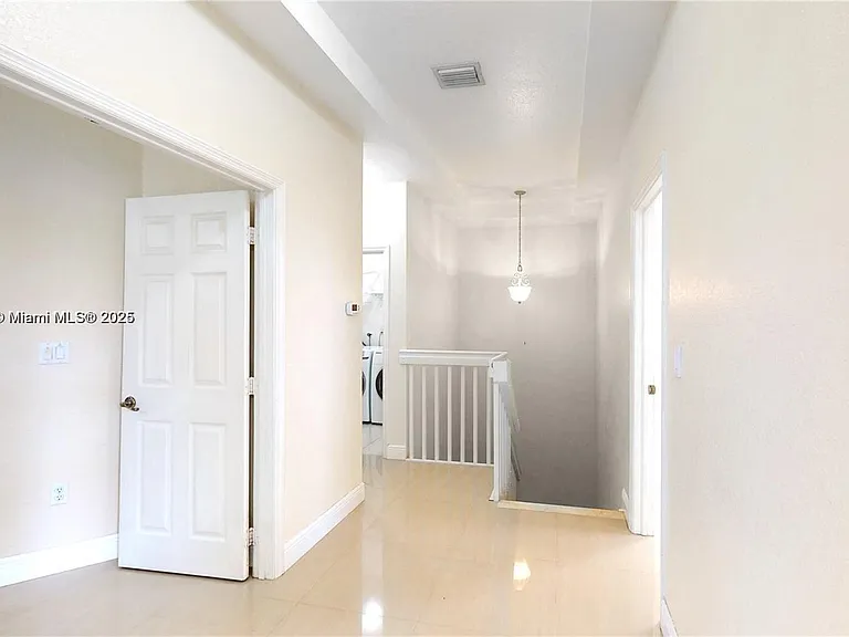 12281 SW 121st Ter — Photo 27