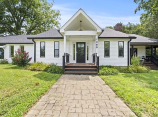 1380 Gastineau Ln, Versailles, KY 40383