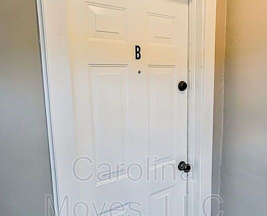 2nd image of 125 Mallard St