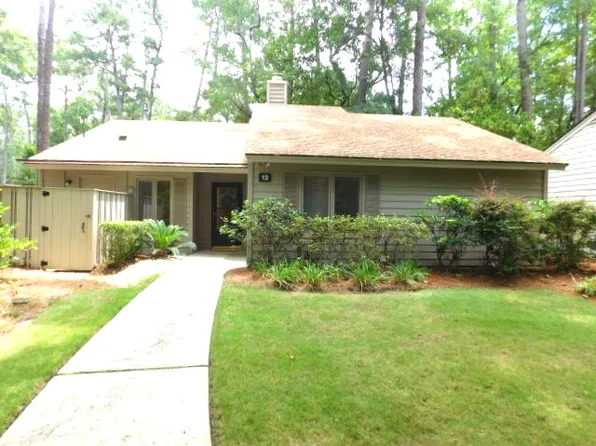 12 Fernwood Trl, Hilton Head Island, SC 29926
