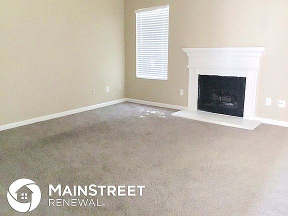 4th image of 464 Hillandale Park Dr