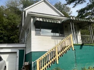 113 A St, Wellsburg, WV 26070