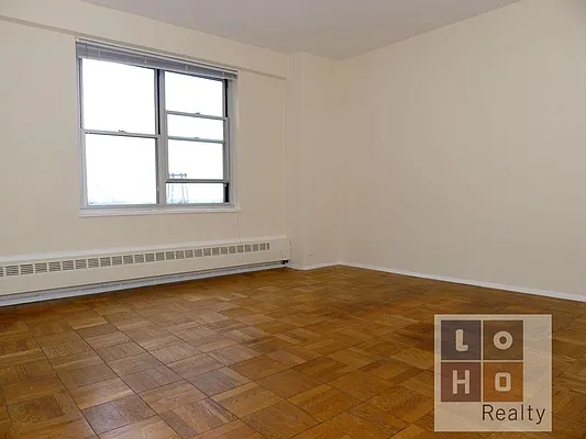 Sold by LoHo Realty | media 9