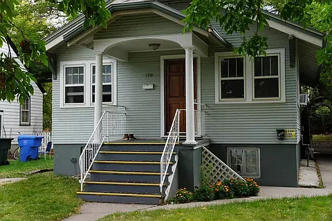 138 N 13th Ave #1