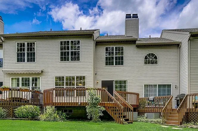 19 Oxford Ct — Photo 17
