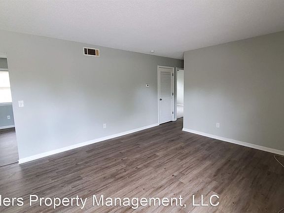 2nd image of 305 Salem St APT G