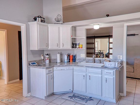 5th image of 2715 ROCHFORD Court