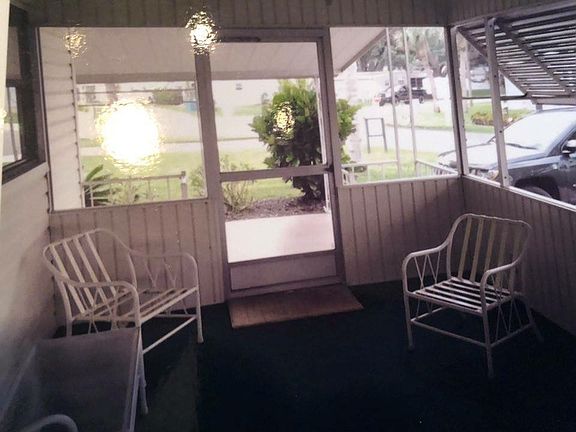 3rd image of 24 Belle Tower Ave