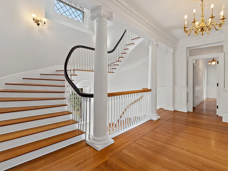 432 Field Point Rd — Photo 41